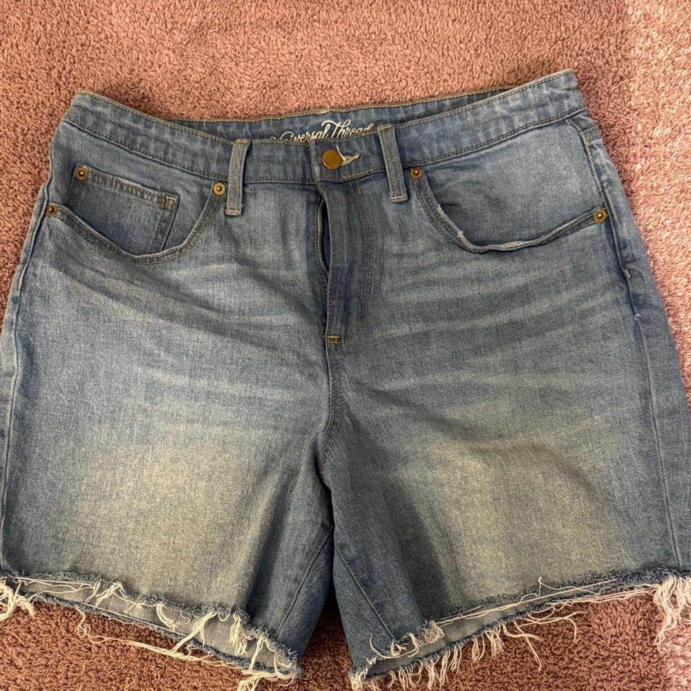 Boyfriend Short